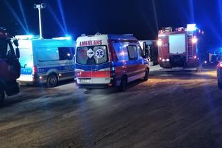 Ciężarówka przewróciła się w Zabrzu podczas rozładunku. Kierowca trafił do szpitala