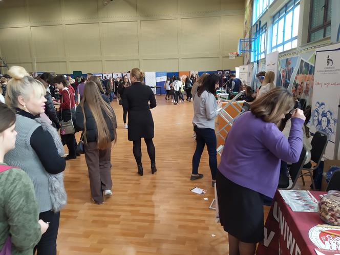 Fotorelacja z 14. Targów Edukacyjnych i dni otwartych w Zespole Szkół Ponadgimnazjalnych nr 3 w Siedlcach