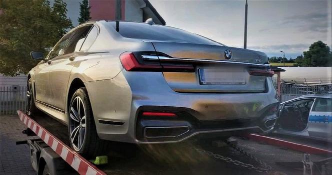 Z Hiszpanii do Wołomina: odzyskano BMW za pół miliona! 