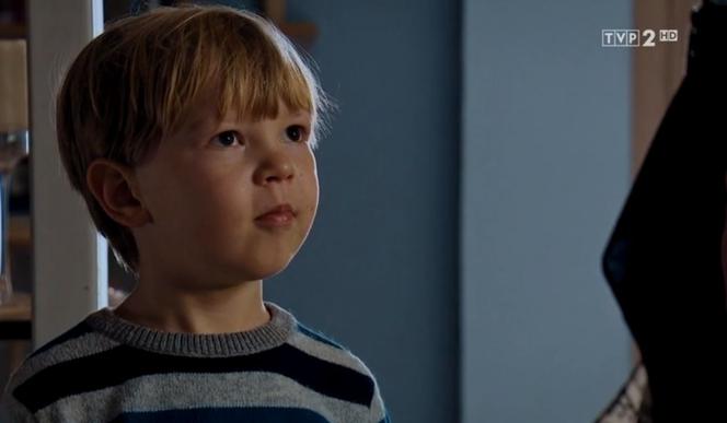 M jak miłość, odc. 1506. Szymek (Staś Szczypiński)