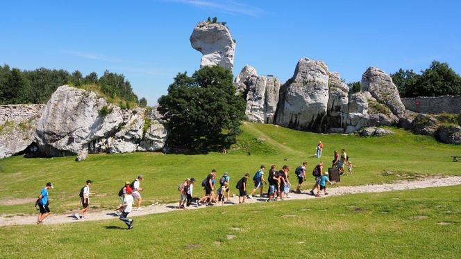 Oblężenie na zamku w Ogrodzieńcu w długi weekend