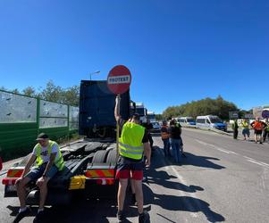 Protest przewoźników na przejściu w Dorohusku. „Jesteśmy zdesperowani” [GALERIA]