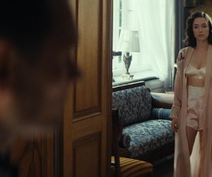 Zatoka szpiegów, odcinek 16. Franz (Bartosz Gelner), Eva (Sonia Mietielica)