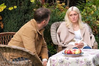 M jak miłość odc. 1713. Bartek (Arkadiusz Smoleński), Ula (Iga Krefft)