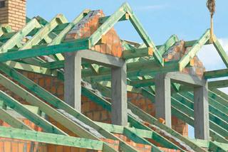 Jak kupować drewno konstrukcyjne na więźbę dachową?