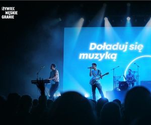 Muzyka z nutą empatii. soundcore i Anker na trasie Żywiec Męskie Granie 2025 