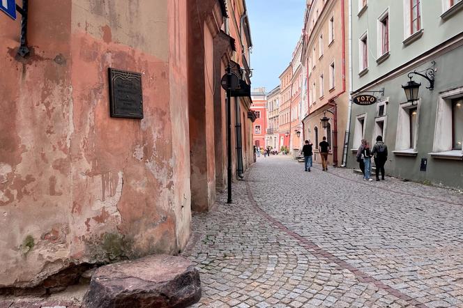 Najkrótsza ulica w Lublinie ma zaledwie 37 metrów. Ma wyjątkowego patrona