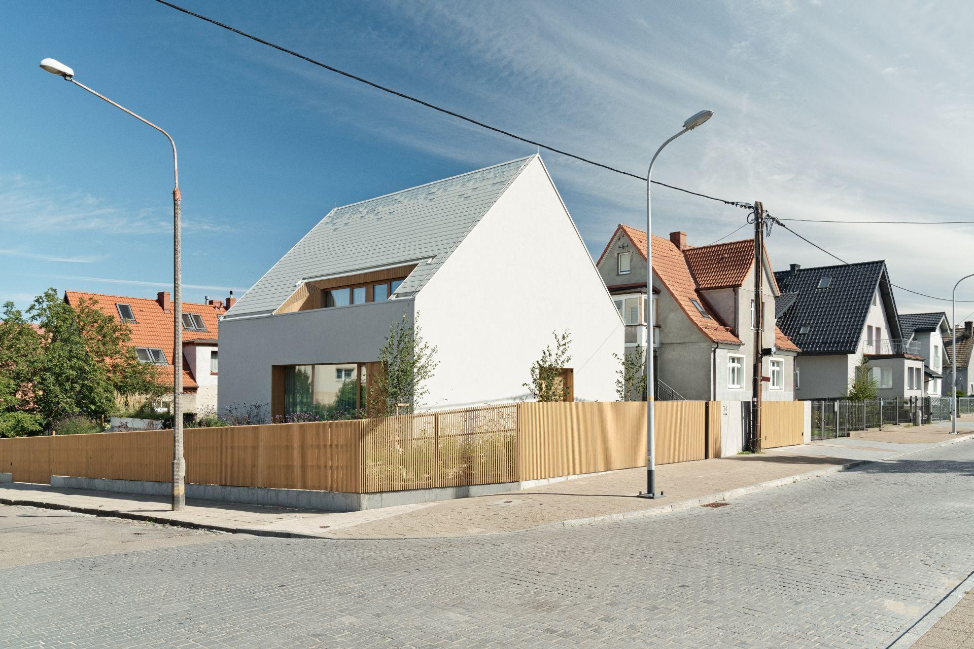 Biały dom na gdańskiej Strzyży