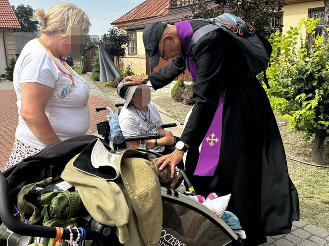 Abp Galbas na pieszej pielgrzymce do Częstochowy