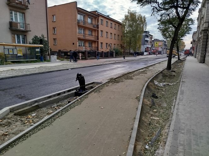 Na ul. Floriańskiej w Siedlcach powstaje nowe rondo ósemkowe i nowa nawierzchnia