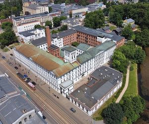 Zdaniem AI to jeden z najcenniejszych zabytków przemysłowych w Polsce. Złożona historia Białej Fabryki Geyera 
