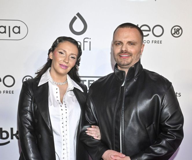 Serowska boi się, że Hakiel ochrzci ich dziecko. Nie wypuszcza go w niedzielę z domu