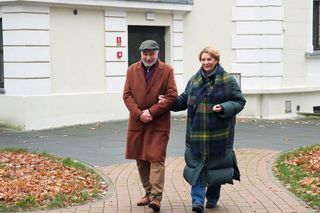 	Barwy szczęścia odc. 3170. Józefina Rawiczowa (Elżbieta Jarosik), Andrzej Zastoja-Modelski (Leon Charewicz)