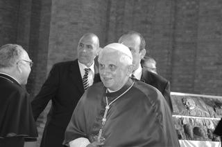 Benedykt XVI nie żyje. Emerytowany papież odszedł w wieku 95 lat