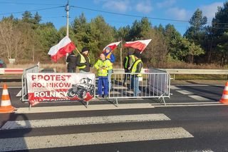 Rolnicy z woj. lubelskiego protestowali, bo mają dość unijnej polityki rolnej. Nie chcą zboża technicznego z Ameryki Południowej