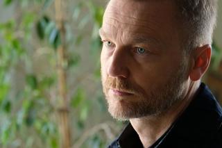 M jak miłość odc. 1673. Andrzej Budzyński (Krystian Wieczorek)