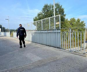 Policjanci z bydgoskiego Błonia uratowali życie 23-latce. Kobieta trafiła pod opiekę lekarską 