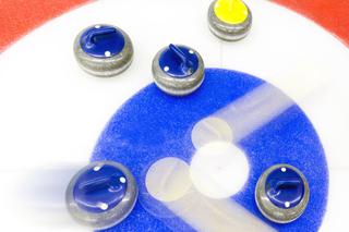 Curling - zasady, sprzęt. Na czym polega curling?