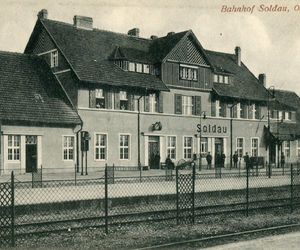 Dworce kolejowe na Warmii i Mazurach na starych zdjęciach. Tak wyglądały dawniej