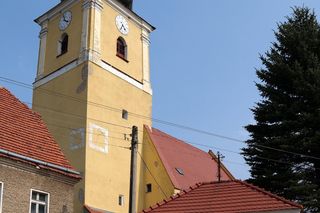  Przerzeczyn-Zdrój na Dolnym Śląsku. Cmentarz przy kościele N.M.P Królowej Polski