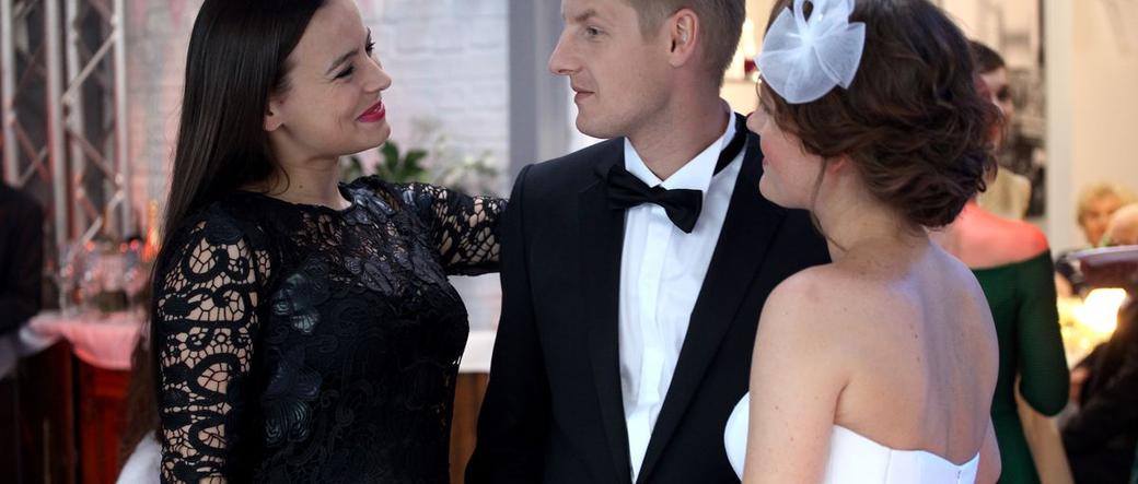 M jak miłość odc. 1076 Paweł (Rafał Mroczek), Ala (Olga Frycz), Magda (Anna Mucha)