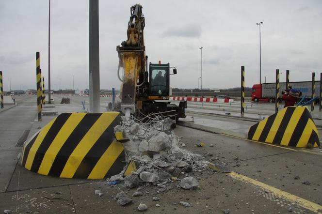 Remont A2. Usuwanie wysepek na PPO Pruszków