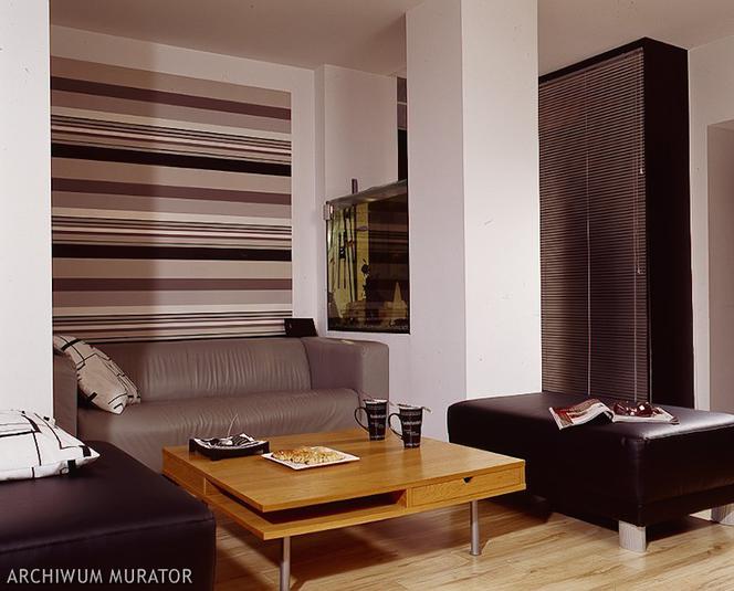 Brązowa aranżacja salonu: jak urządzić funkcjonalny salon