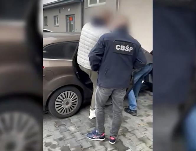 Wielka akcja policji, 22 osoby zatrzymane. Wśród nich gangsterzy starego Pruszkowa "Słowik", "Wańka" i "Parasol"