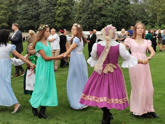 Kalisz: ponad 400 osób zatańczyło poloneza