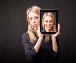 Depersonalizacja: przyczyny i leczenie. Jak sobie radzić z depersonalizacją?