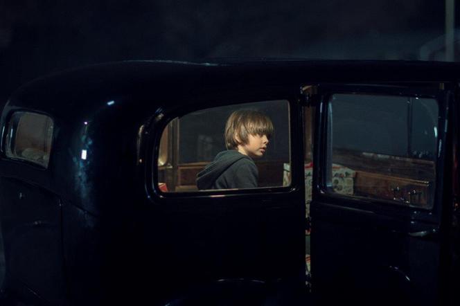 NOS4A2 - zdjęcia z serialu utrzymanego w gatunku horroru 
