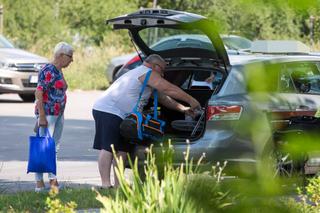 Mama Edyty Górniak wychodzi ze szpitala