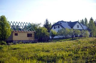 Rozbudowa posiadłości Komorowskich