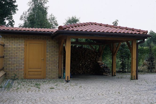 wiata-garazowa