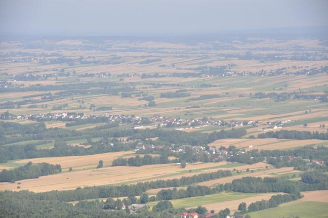 Piękne Góry Świętokrzyskie widziane ze słynnej wieży