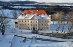 Pałac Sobieszów po remoncie – od strony majdanu