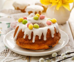 Babka wielkanocna - 25 przepisów na wielkanocne baby, nie tylko drożdżowe