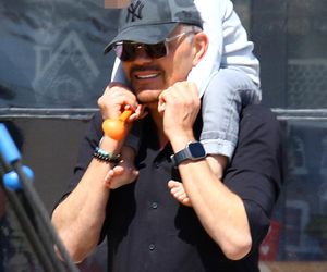 Krzysztof Ibisz je żonie z ręki