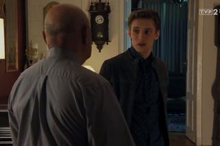 M jak miłość odc. 1388. Ksiądz (Maciej Damięcki), Robert Wroński (Filip Gurłacz)