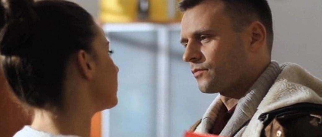M jak miłość. Radek Sajdak (Bartłomiej Chowaniec), Iza (Sandra Staniszewska)