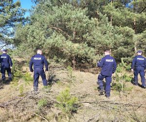 Tajemnicze zaginięcie Jowity Zielińskiej. Policja znów przeczesuje lasy i jeziora [ZDJĘCIA]