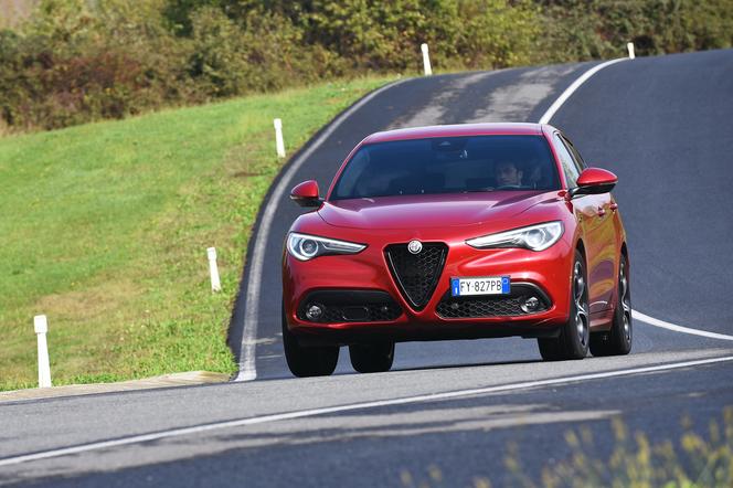 Alfa Romeo Stelvio Veloce 2.0 Turbo 280 KM AT8 Q4