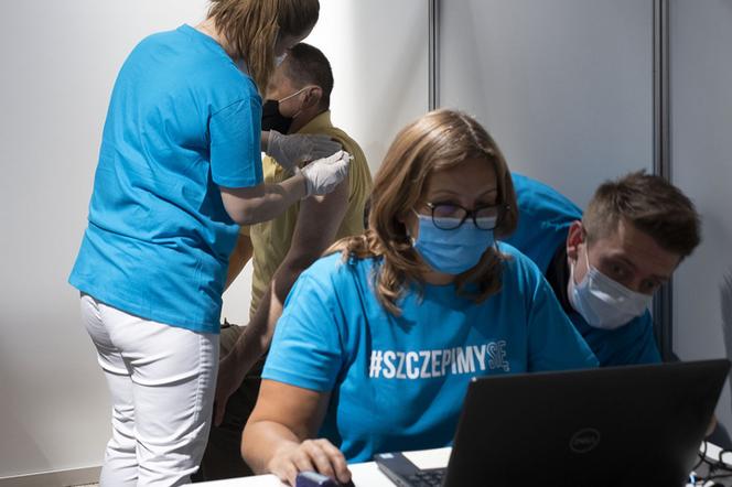 Nie 600, a 994 osoby zaszczepiły się w Toruniu