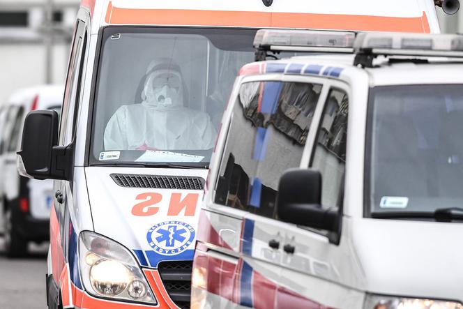 Nie żyje sześcioro pacjentów, ewakuowanych z hematologii w Toruniu. Kilkanaście osób wciąż walczy
