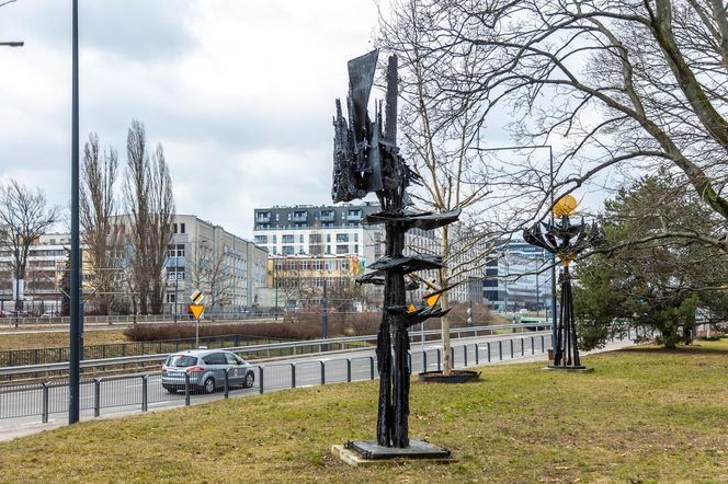 "Galeria samochodowa" w Warszawie na Woli