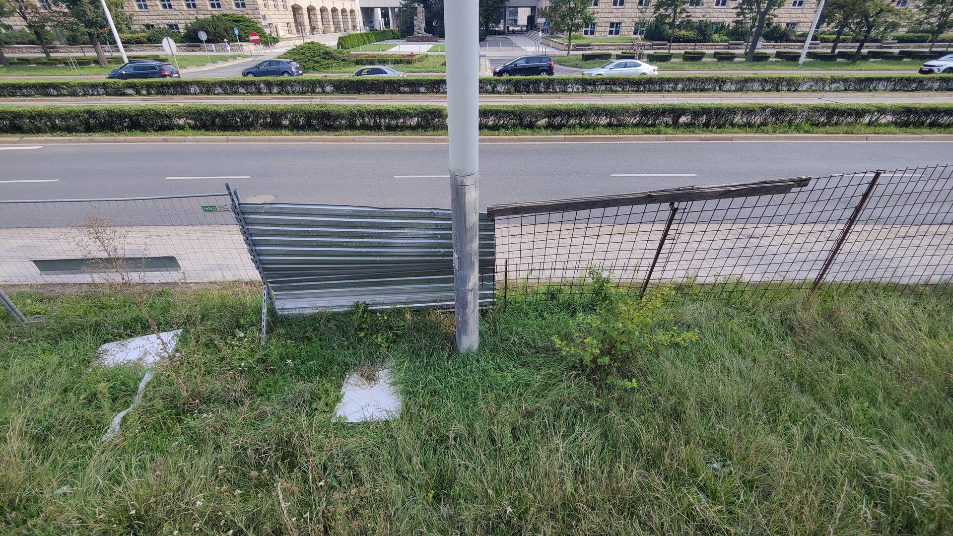Remont esplanady przy Sedesowcach we Wrocławiu