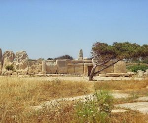 Ħaġar Qim - megalityczna świątynia na Malcie