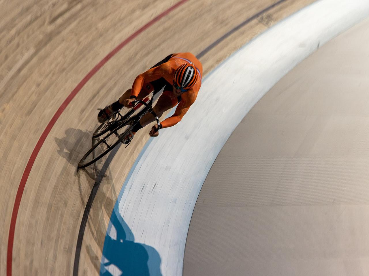 Polski związek sportowy tonie w długach! Co robili działacze? Grube miliony zadłużenia