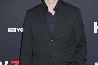 Elegancki Musiał, czerwona Kulesza i szczuplutka Kuna. Tłum gwiazd na premierze serialu Krew z krwi