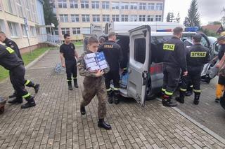 Strażacy z Pomorza ruszyli na południe kraju. Walczą ze skutkami powodzi 